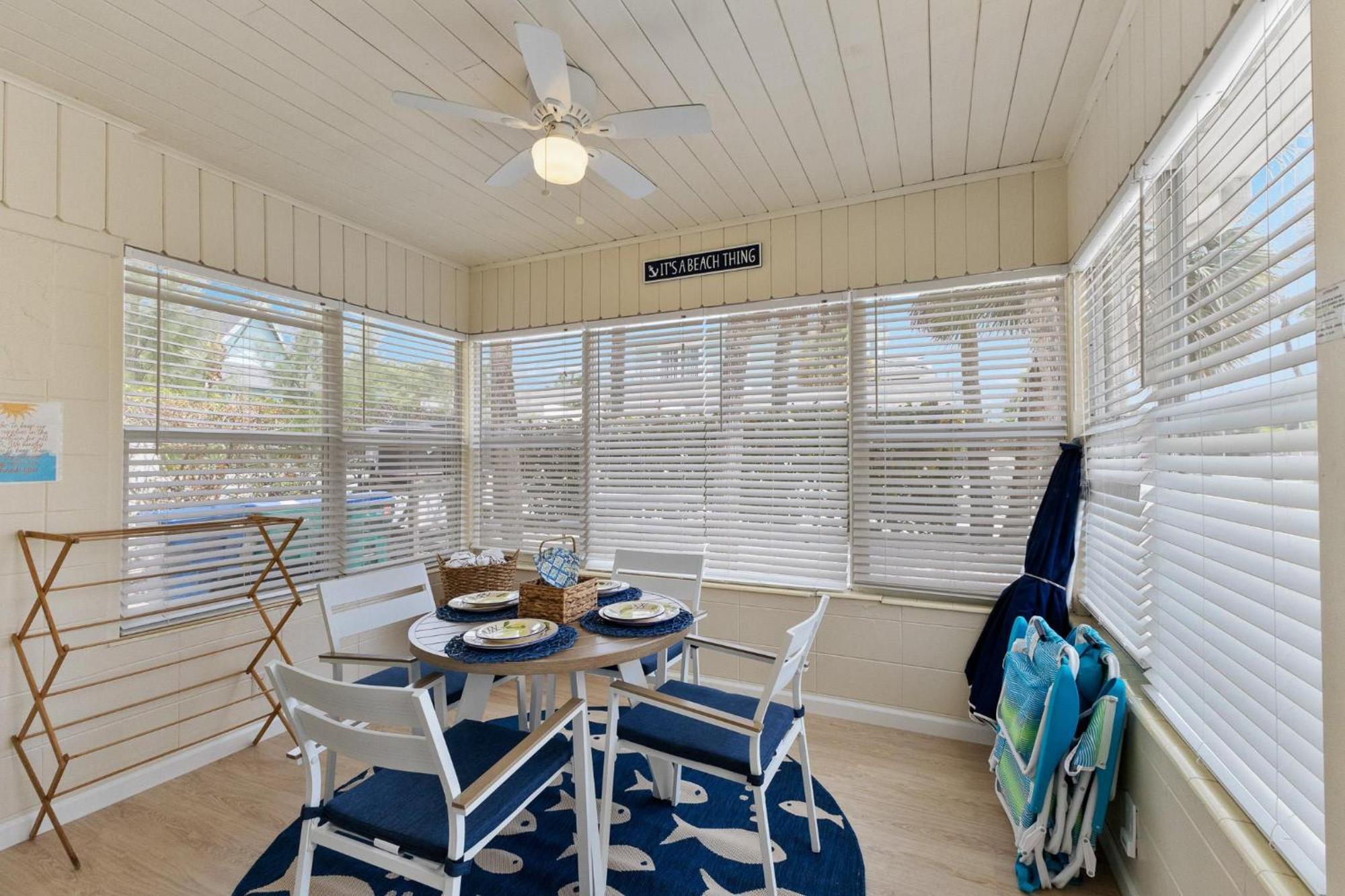 Whispering Waves East Villa Holmes Beach Exterior photo