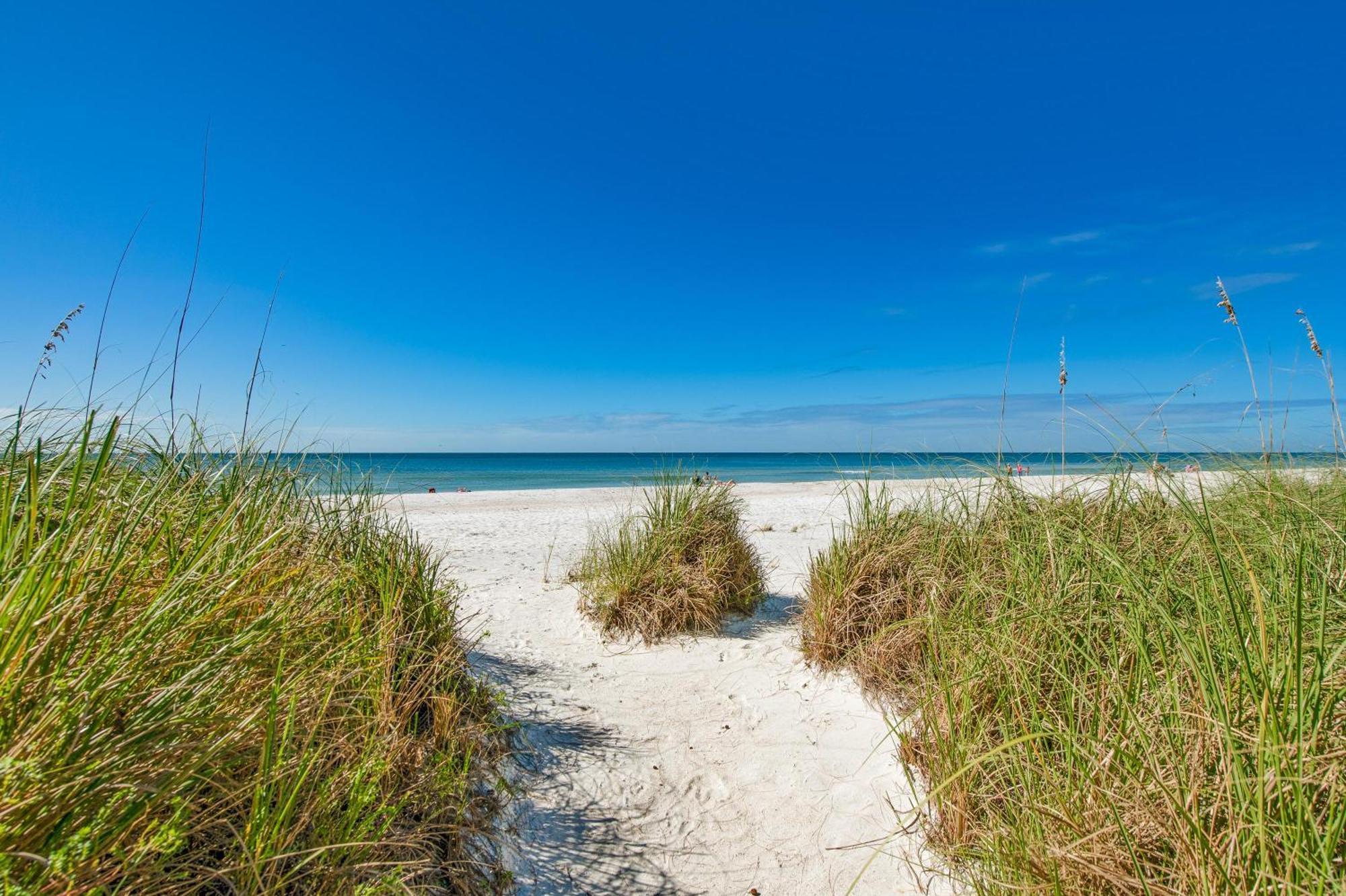 Whispering Waves East Villa Holmes Beach Exterior photo